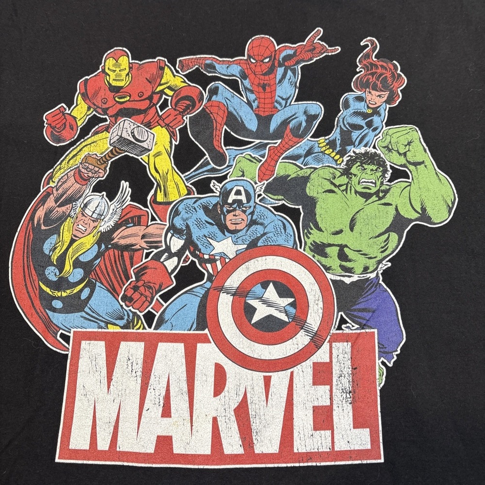 Marvel Avengers Infinity War T-Shirt XL Hulk Thor Captain America Spiderman
